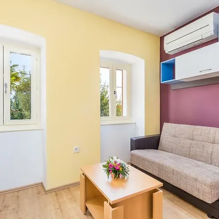 Apartman Nada *