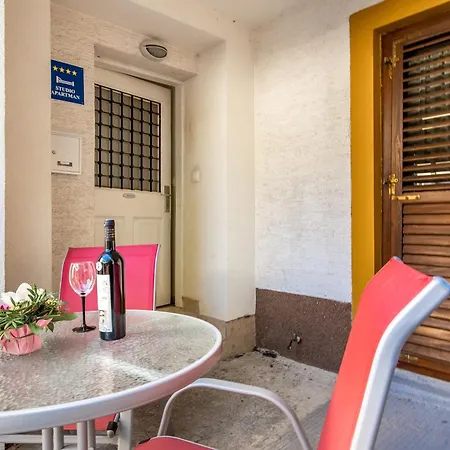 Apartment Nada *
